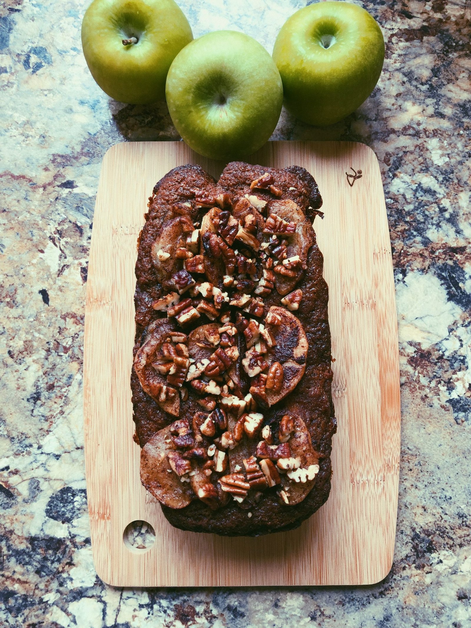 homemade grain free apple cake