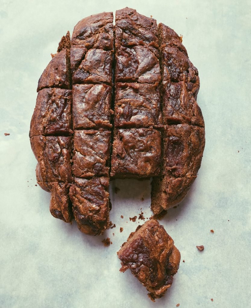almond butter & date caramel blondies