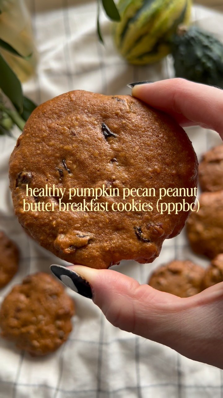 a healthy fall breakfast cookie 🎃🍂

grain free & refined sugar free. comment “recipe” and ill send it your way 🔗💌

grain free recipes • healthy cookies • breakfast cookies • refined sugar free recipes