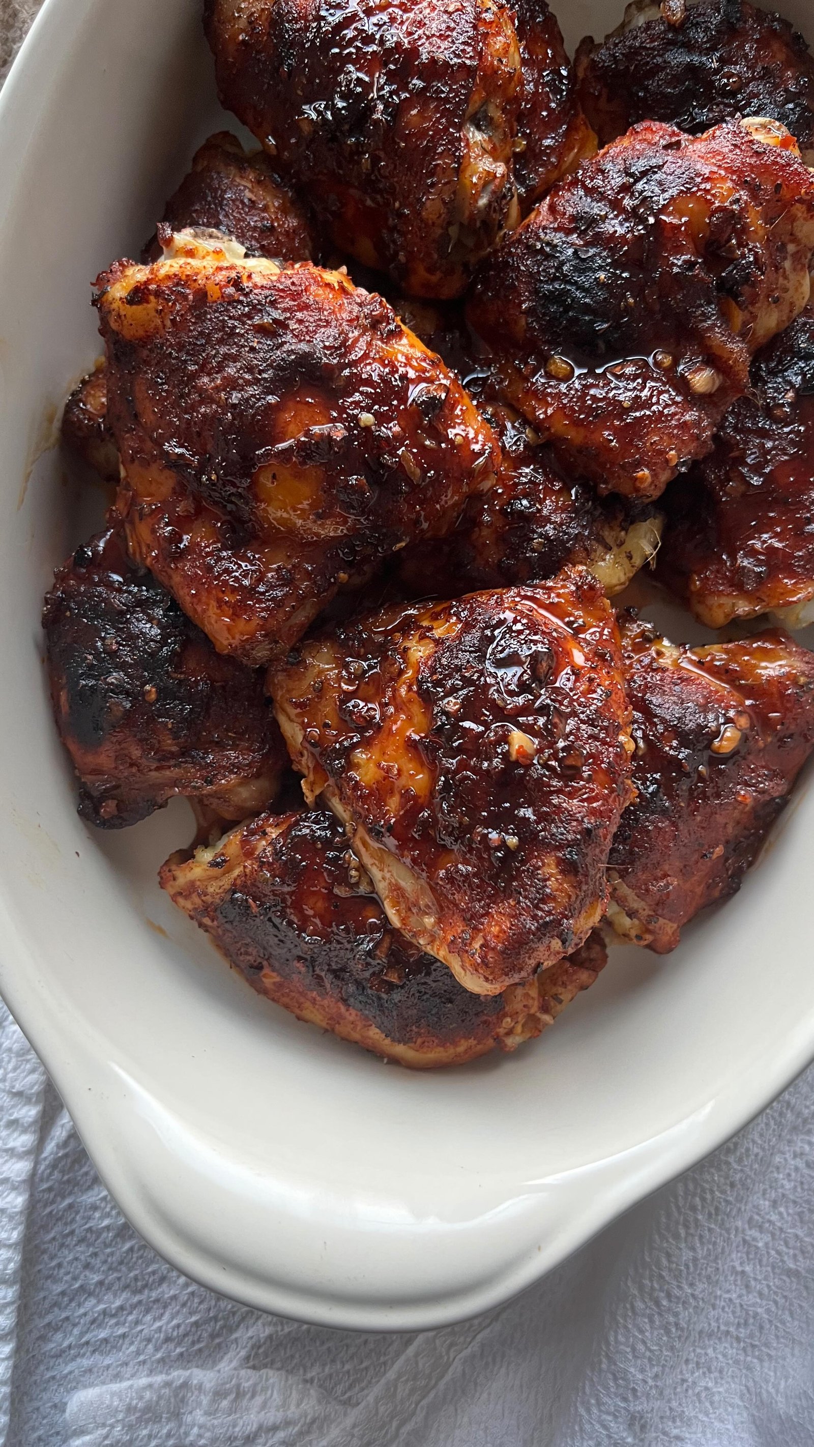i spent two maternity leaves and three years working on my new digital cookbook, testing every recipe with my family to make sure they were all bigggg winners ✨✨🍽️ 30 exclusive recipes, with a focus on dinners the whole family (toddlers included) will love!! these are my hot honey garlic chicken thighs that go w literally anything 🫶

comment “ebook” and i’ll send you the link to grab your own copy 💌or head to @earth.to.rose link in bio!