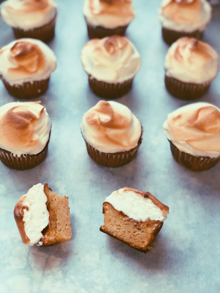 grain free key lime cupcakes with toasted meringue frosting