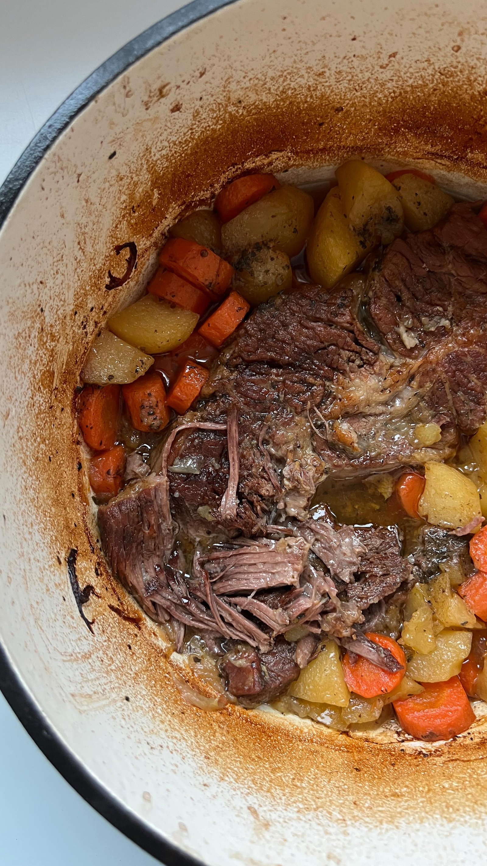 the coziest meal you can make this winter❄️a blade roast slow cooked in the oven til it’s fall apart tender with a side of potatoes and carrots all in one pot 😮‍💨 which are equally tender and delicious!! 

comment “recipe” and i’ll send it to you directly 💌

#slowcooked