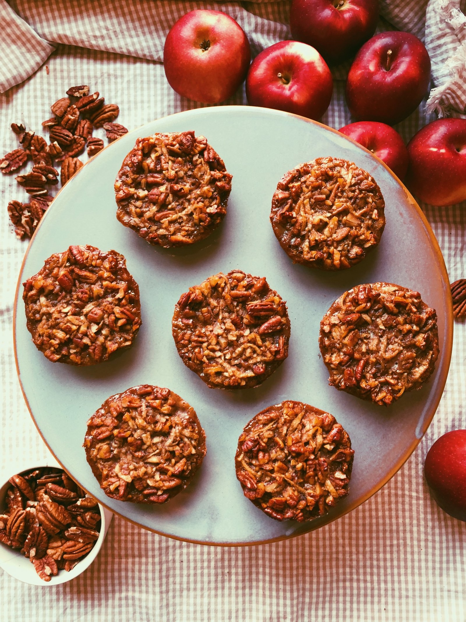 mini pecan apple pies (grain free, refined sugar free, scd diet)