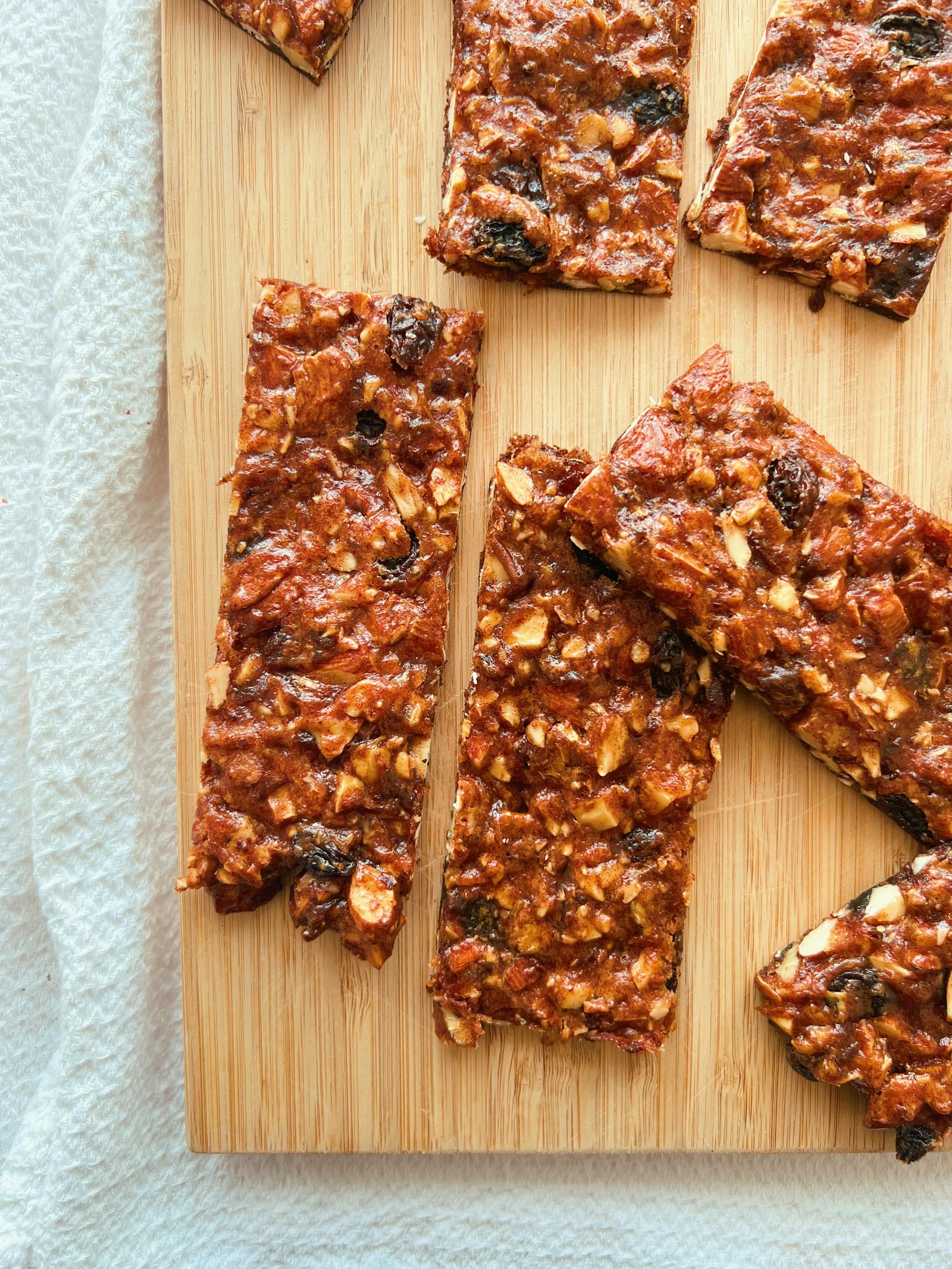 grain free chewy date granola bars