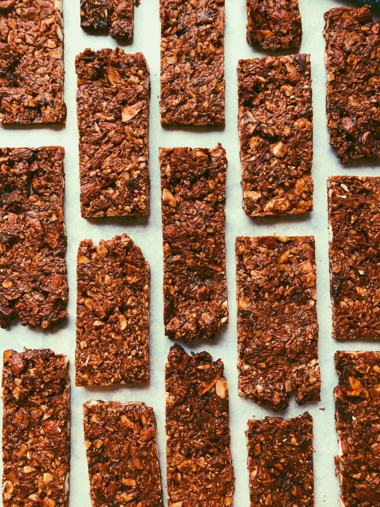 raspberry jam granola bars