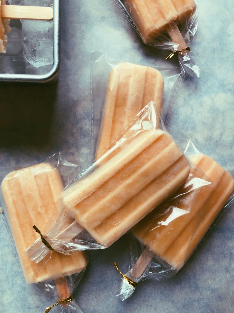cantaloupe popsicles (grain free, dairy free, refined sugar free)