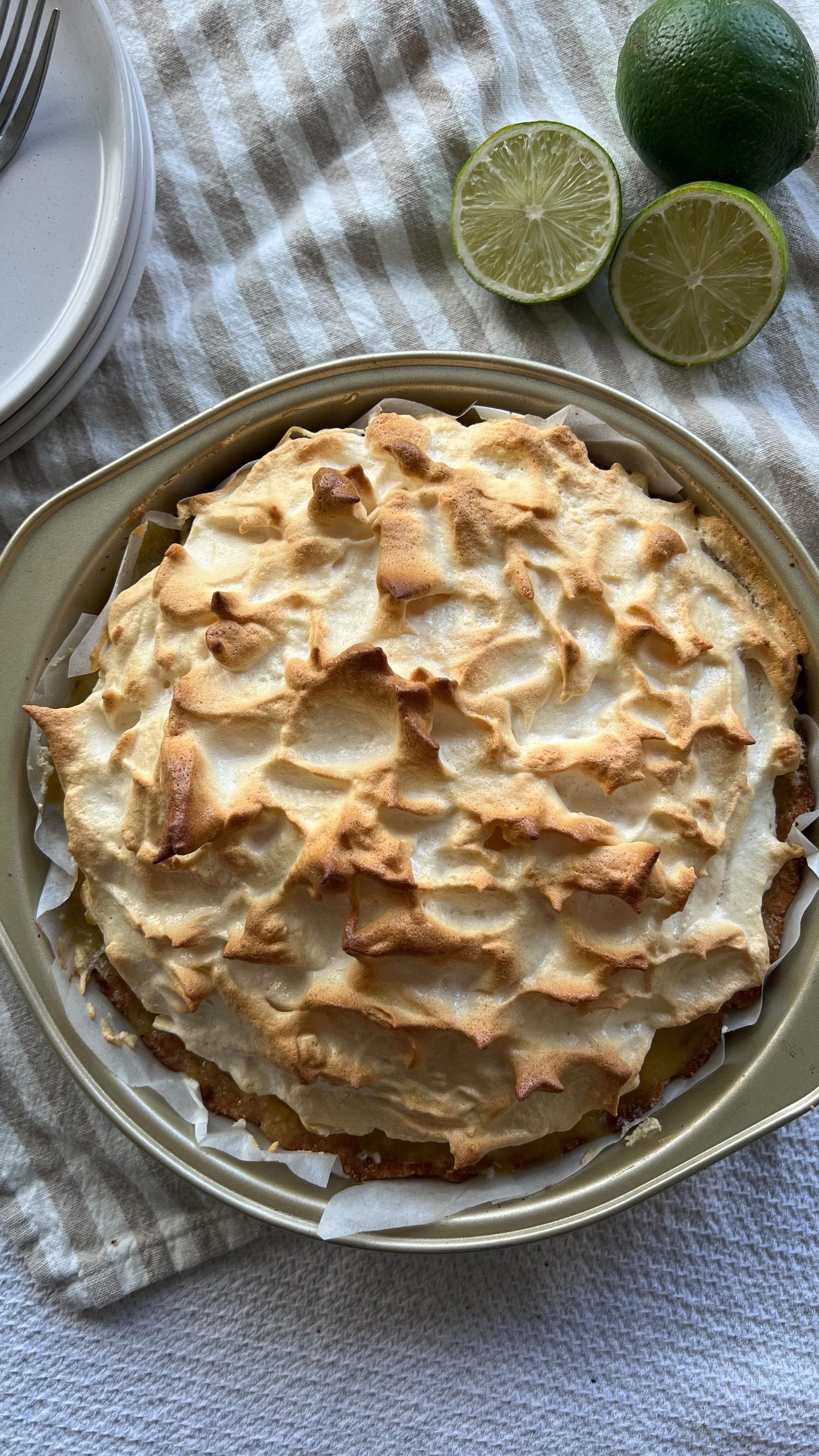 if you are also in your homemaking era you can get all these new grain free & gluten free recipes in my new e-book ✨🍽️✨ 
comment “recipes” and i’ll send you the link 💌!!

these gf (and refined sugar free!!) recipes are for YOUR everyday table with a big focus on DINNER and making enough to have some leftovers for the next day 🤌cuz when you’re cooking and baking with whole foods it often takes more time in the kitchen, so if i’m gunna do that i wanna make sure i don’t have to do it again the next day (and sorry not sorry im notttt a big meal prep fan… one or two days worth of leftovers is all the meal prep i do lol).

im SOOO excited to finally share these recipes w you all after working on it for more than 3 years 👩‍🍳

i hope your family loves them as much as we do! 💕

#grainfreerecipes #glutenfreerecipes #norefinedsugar