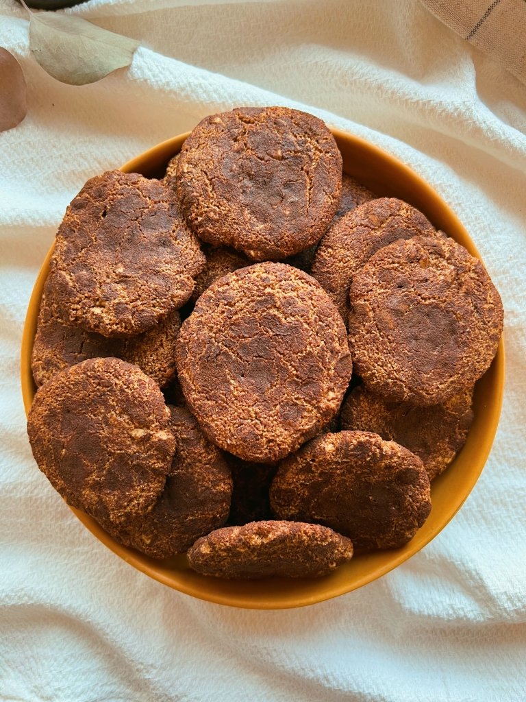 grain free cashew snickerdoodle cookies