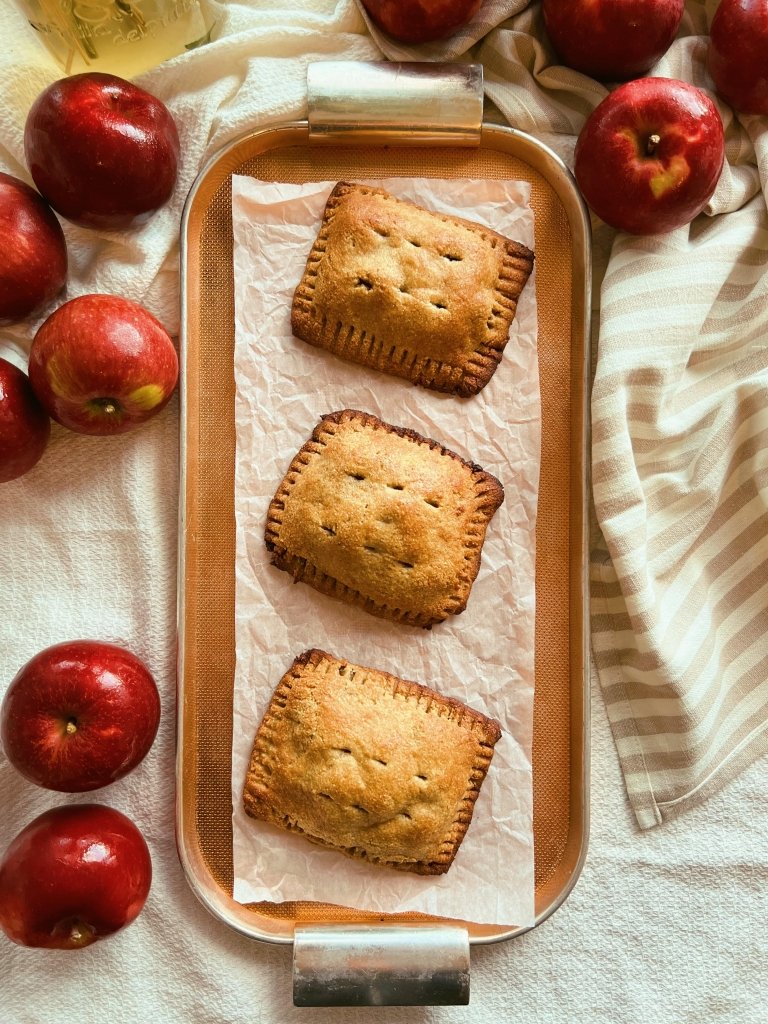 homemade grain free apple cinnamon pop tarts