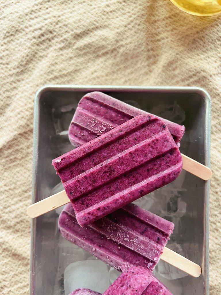 blueberry cheesecake popsicles (scd diet, refined sugar free)