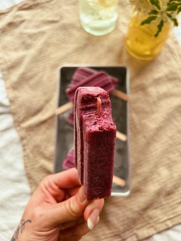 blueberry cheesecake popsicles (scd diet, refined sugar free)