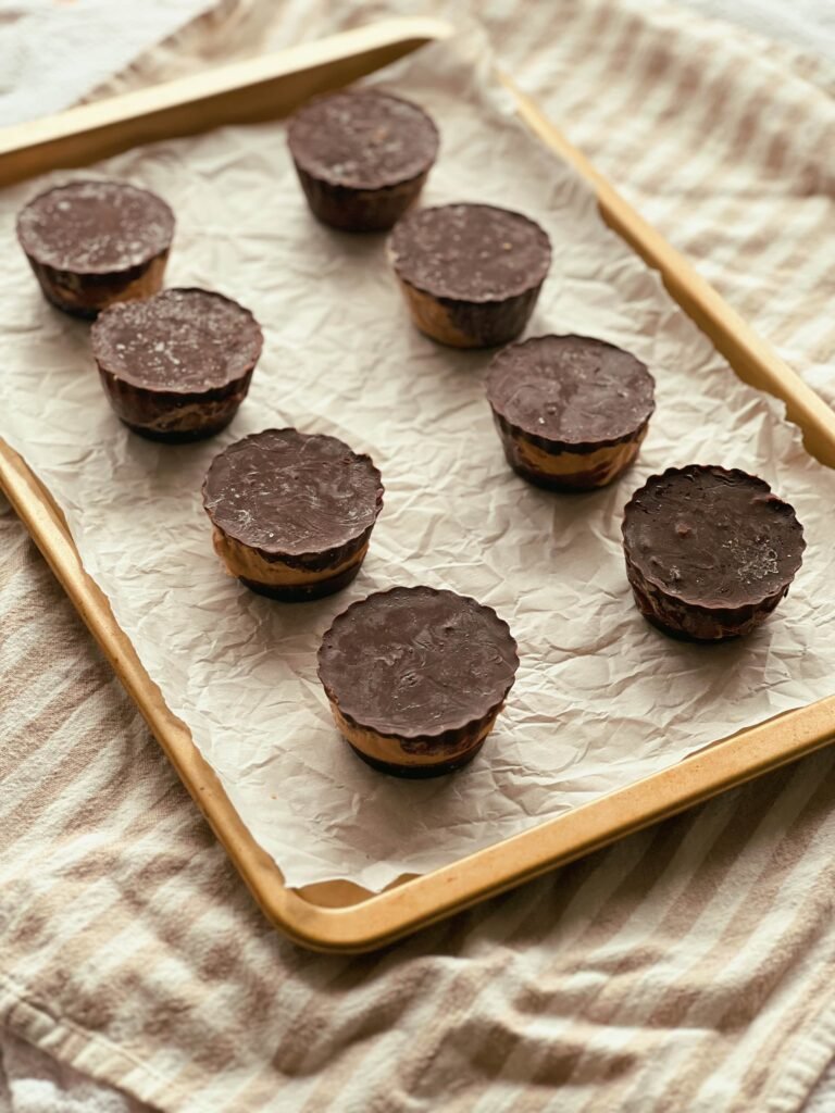 chocolate banana peanut butter ice cream cups