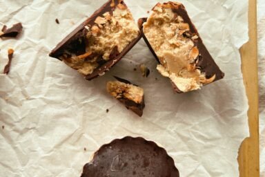 chocolate banana peanut butter ice cream cups