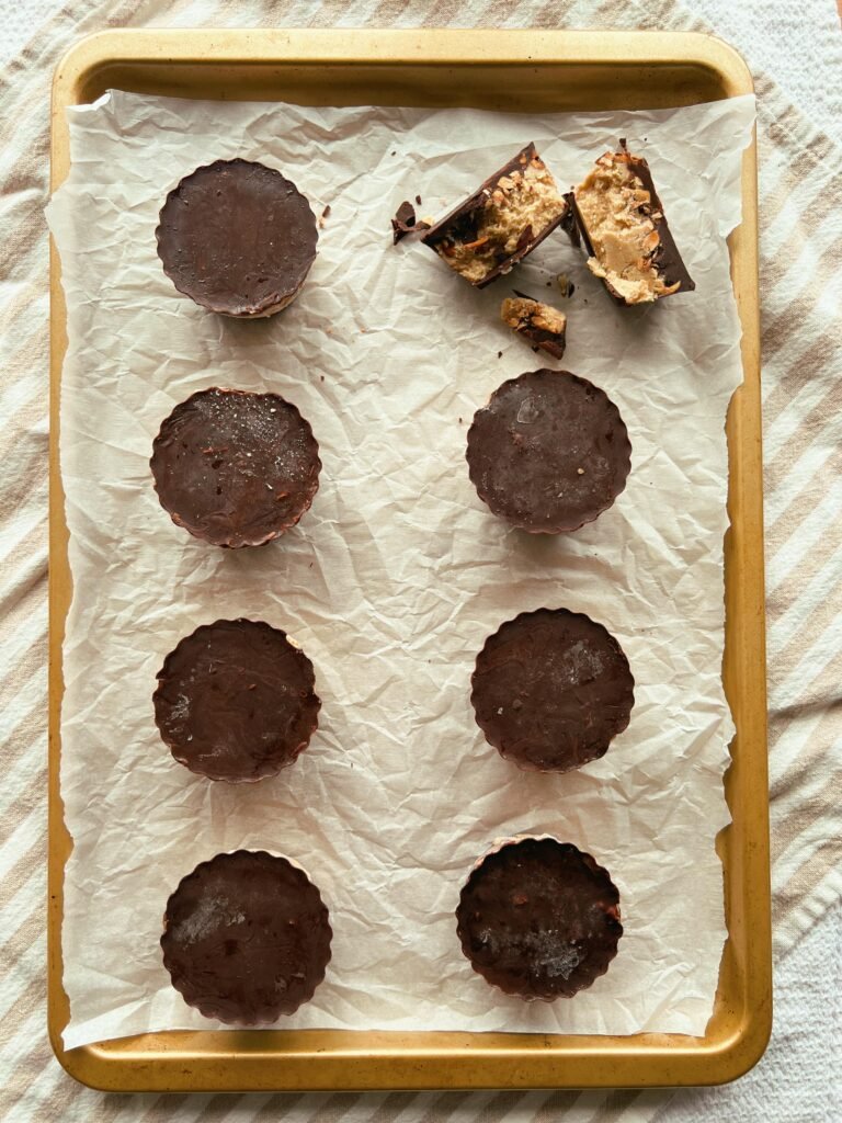 chocolate banana peanut butter ice cream cups