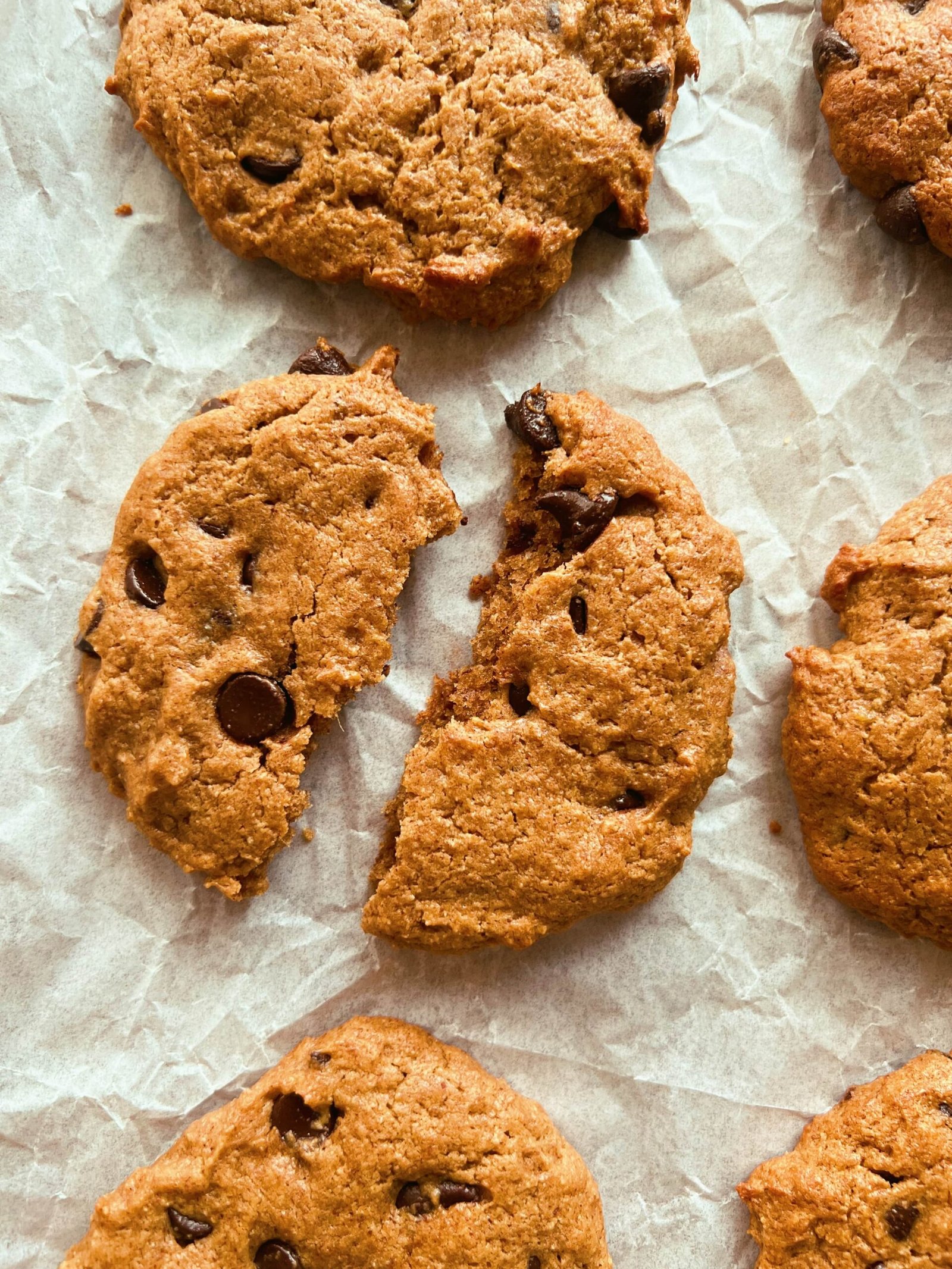 banana almond butter chocolate chip cookies (grain free & refined sugar free)